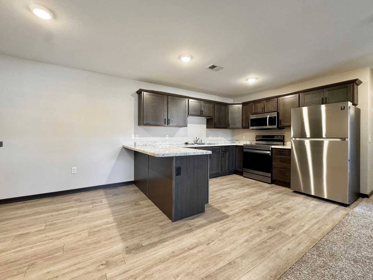 Peregrine Bldg. 07 - Photo 3 of 50