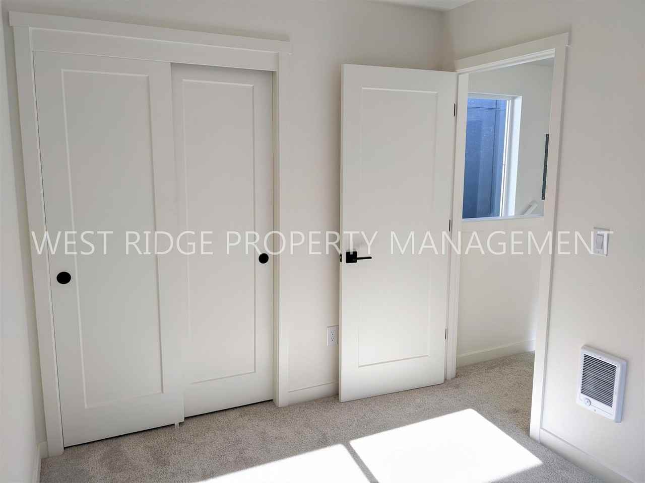 12073 Se Oak St #1 - Photo 7 of 18