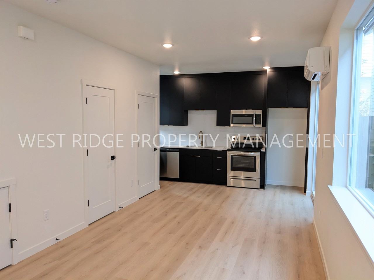 12073 Se Oak St #1 - Photo 3 of 18