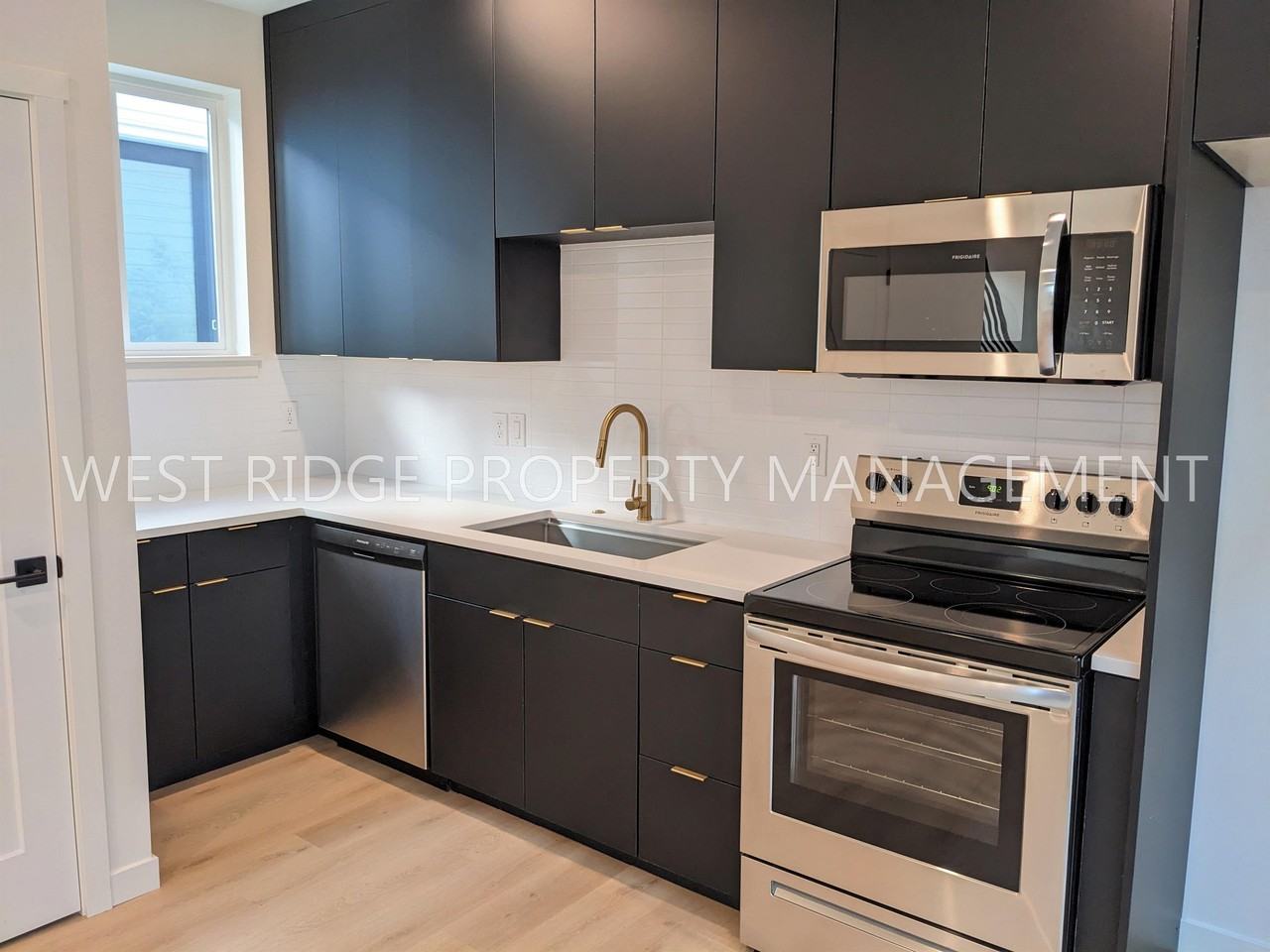 12073 Se Oak St #1 - Photo 6 of 18