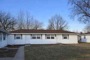 featured image of 404 E Madison St