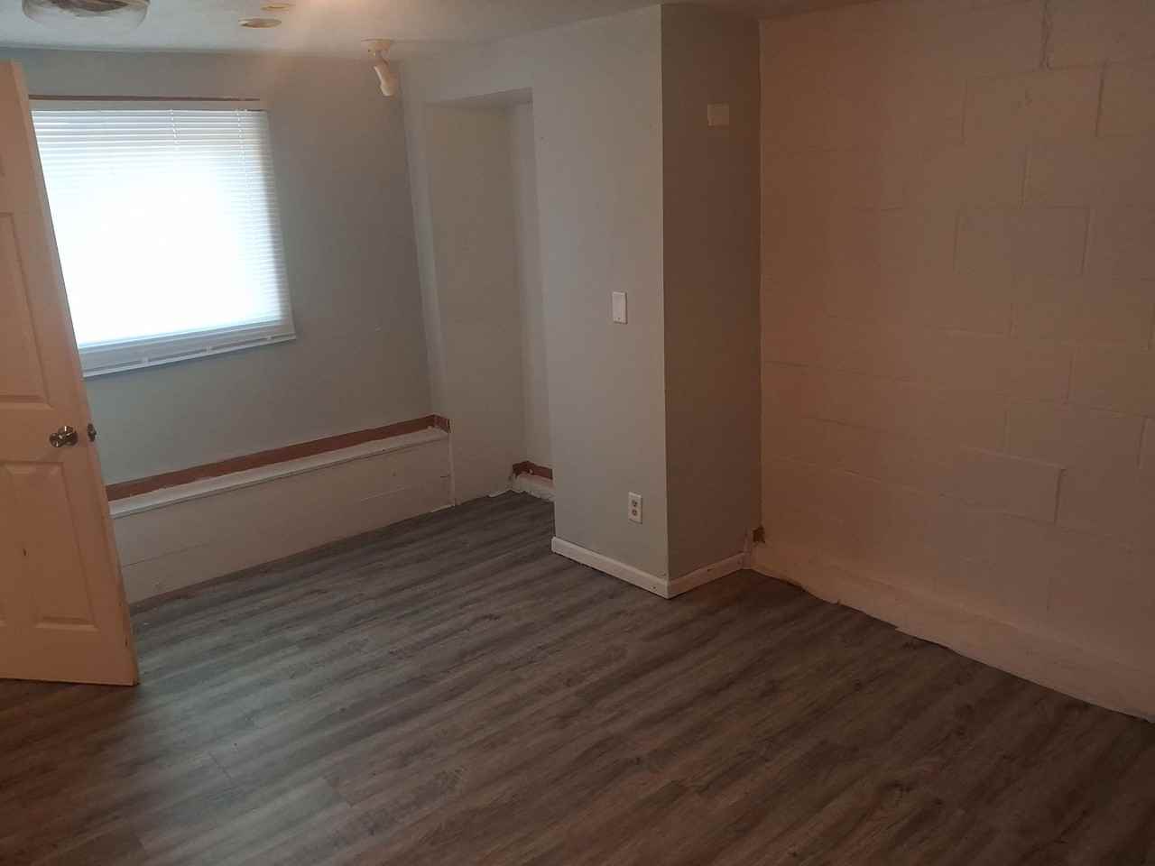 107 S. Douglas Avenue - Photo 4 of 14