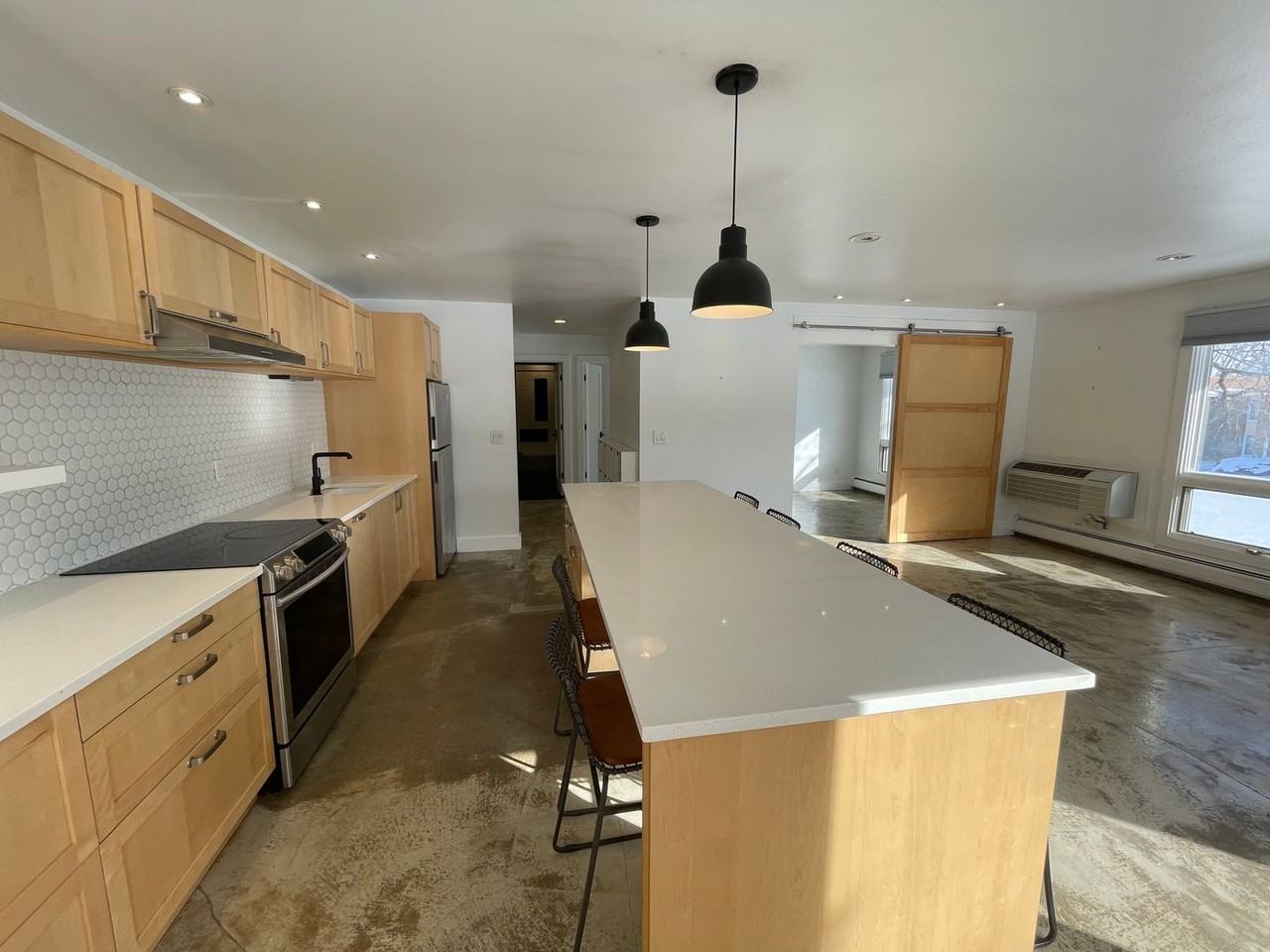 1525 Cherboneau Pl - Photo 5 of 17