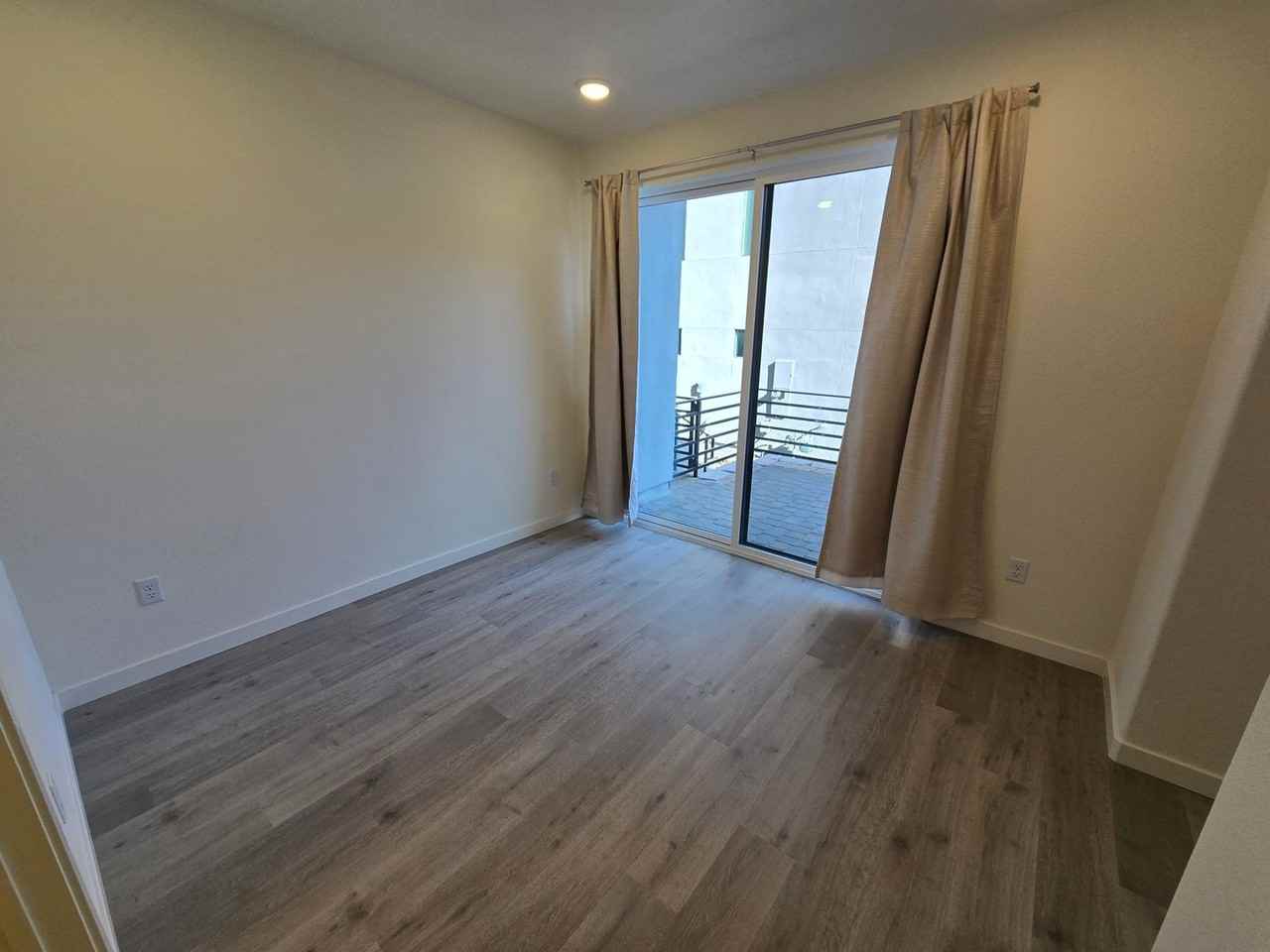 170 Rissone Ln - Photo 5 of 26