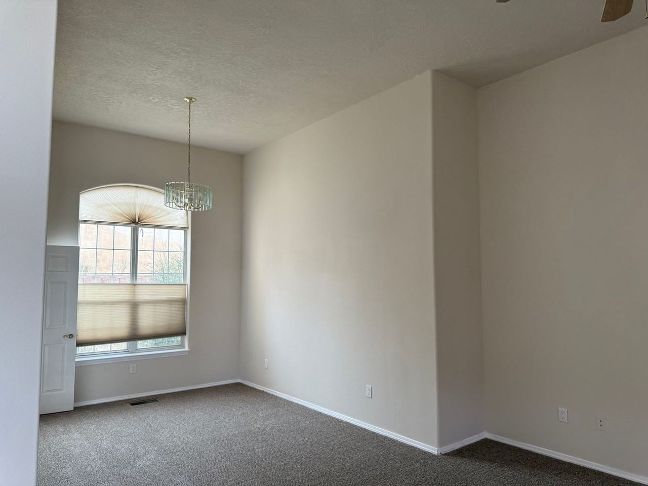 5710 Balsa Ct Ne - Photo 2 of 13