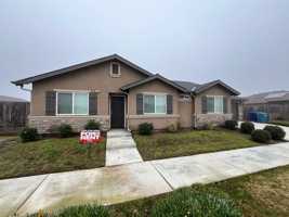 featured image of 2624 W Mccomb Ave