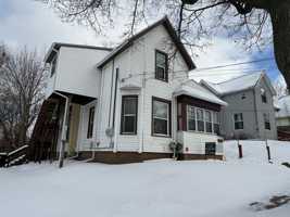 featured image of 1206 Pringle Ave