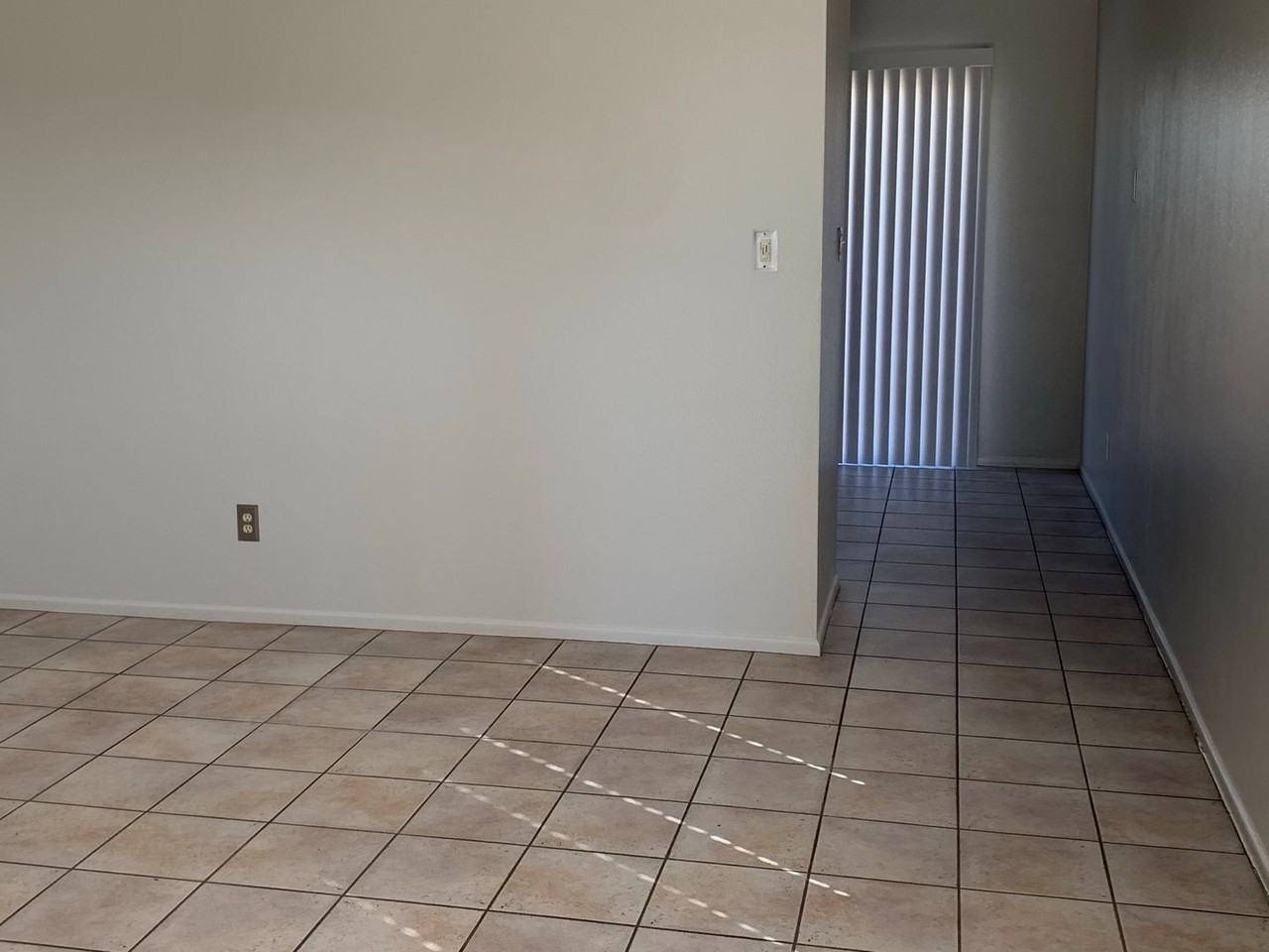 1329 S Allen - Photo 5 of 22