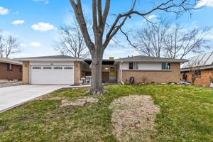 featured image of 1277 S Independence St