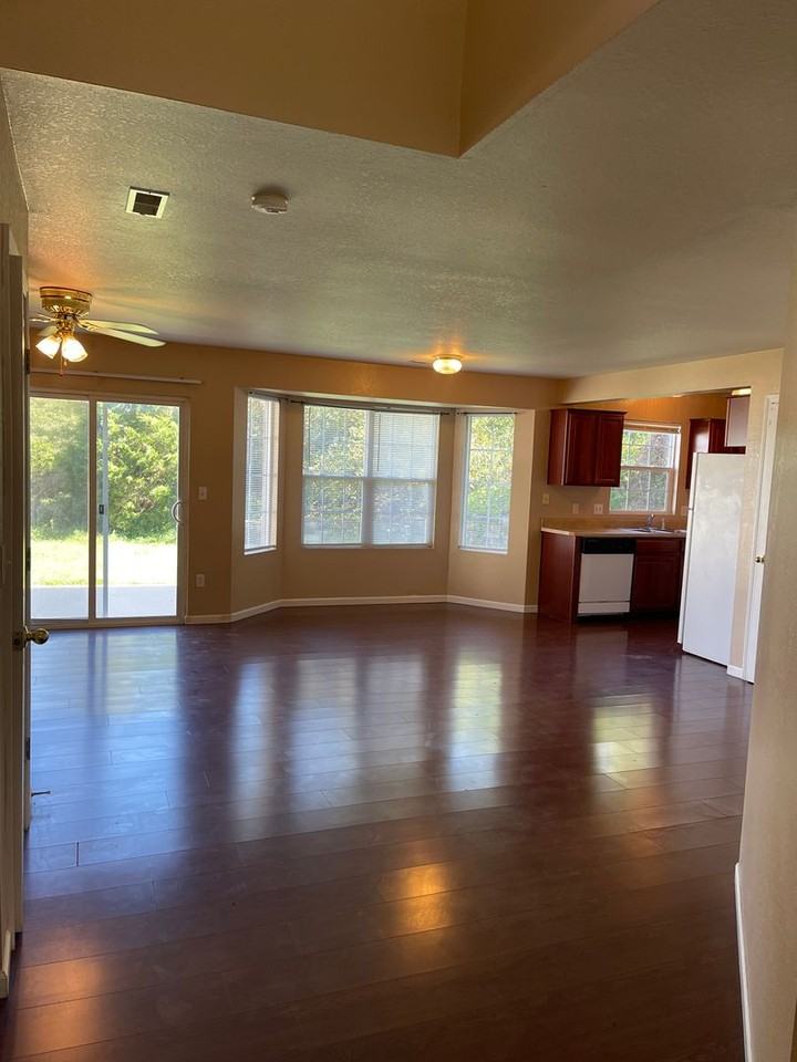 119 Hickory Ridge Dr - Photo 4 of 29