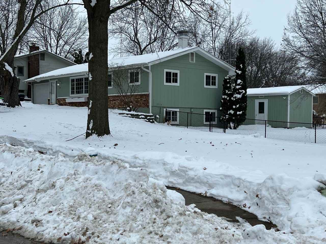 315 Prairie St - Photo 3 of 13