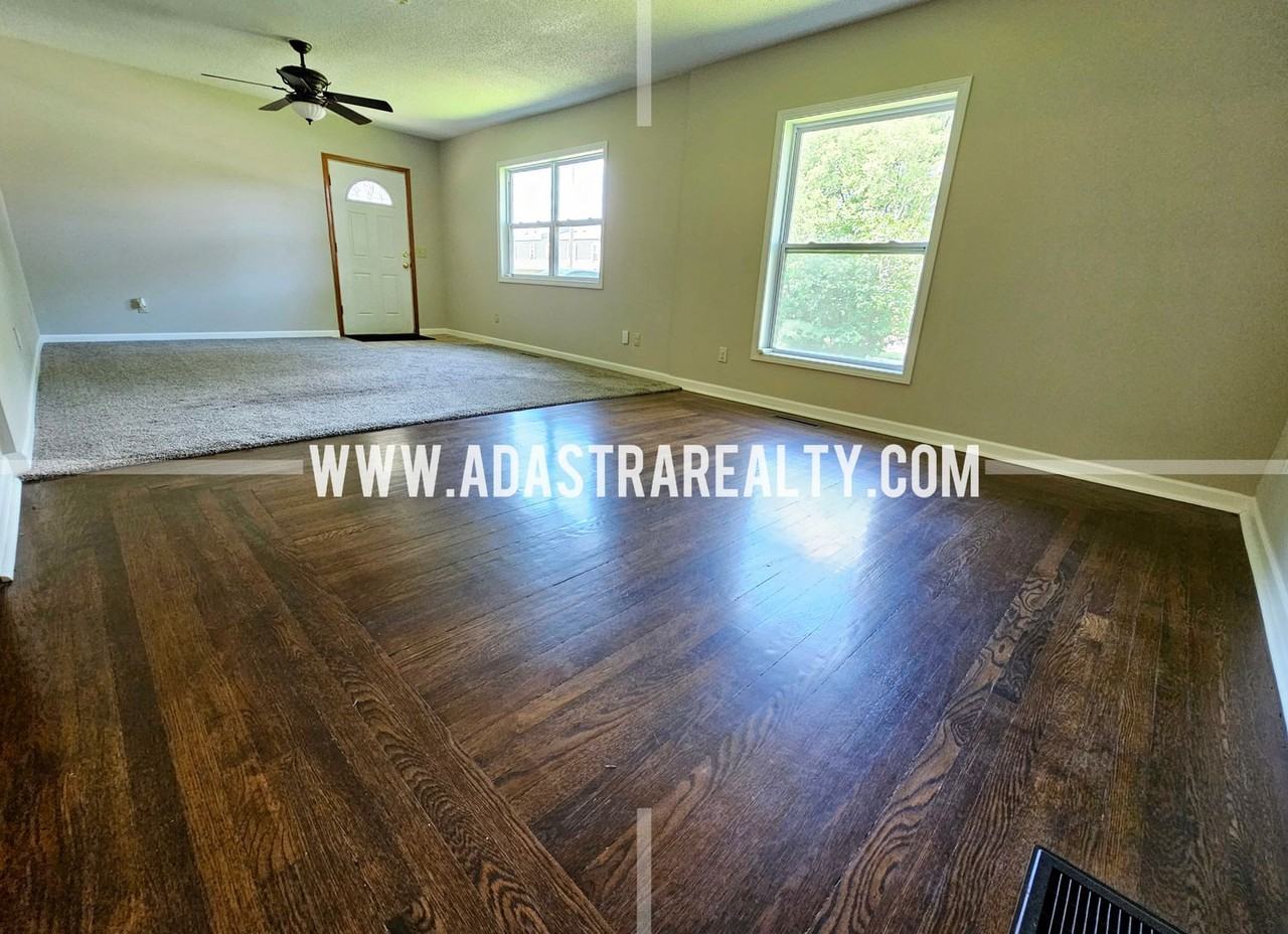 8617 Grant St - Photo 6 of 32