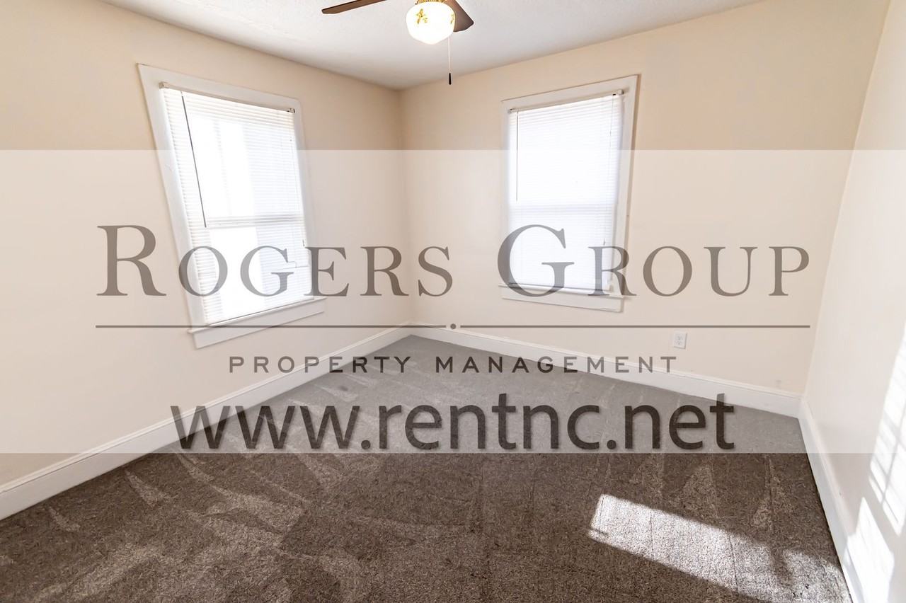 428 N Chestnut St - Photo 5 of 8