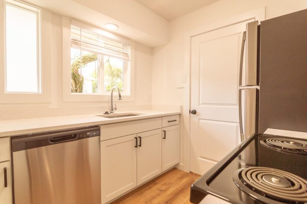 506 Se 46th Ave - Photo 4 of 29