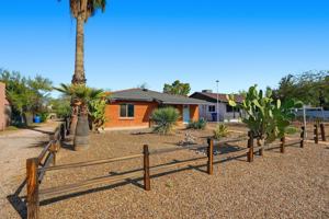 featured image of 1127 E Waverly St