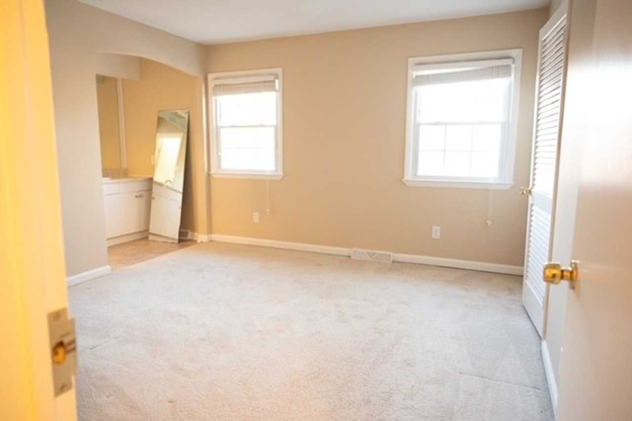 3004 Overton Dr #C - Photo 5 of 12