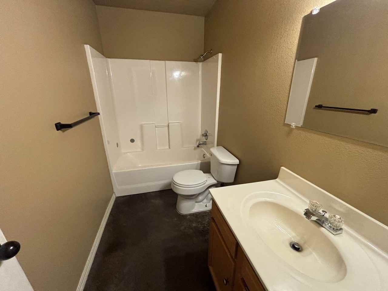 30 Pirates Loop - Photo 4 of 8