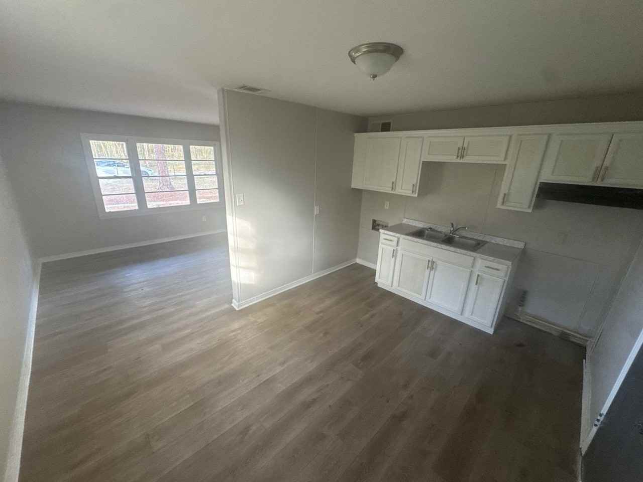 6807 Victor Rd - Photo 2 of 6