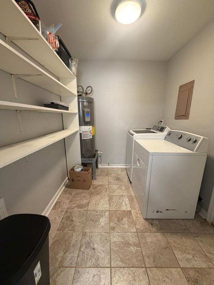 210 Prince Albert Ave - Photo 5 of 17