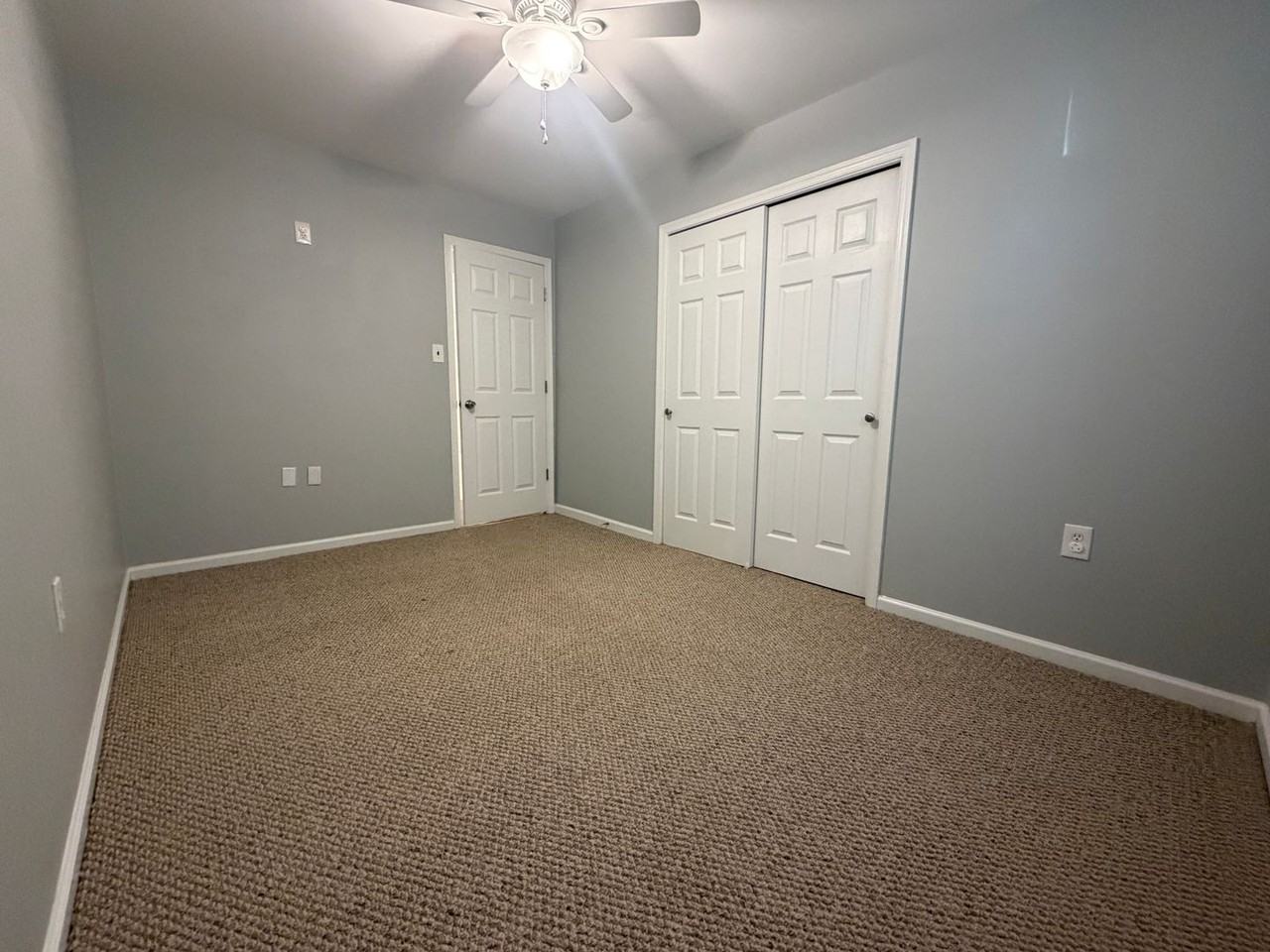 210 Prince Albert Ave - Photo 7 of 17