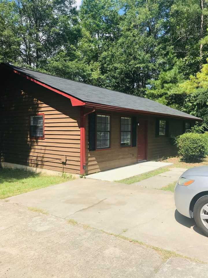 815 Melanie St - Photo 2 of 22