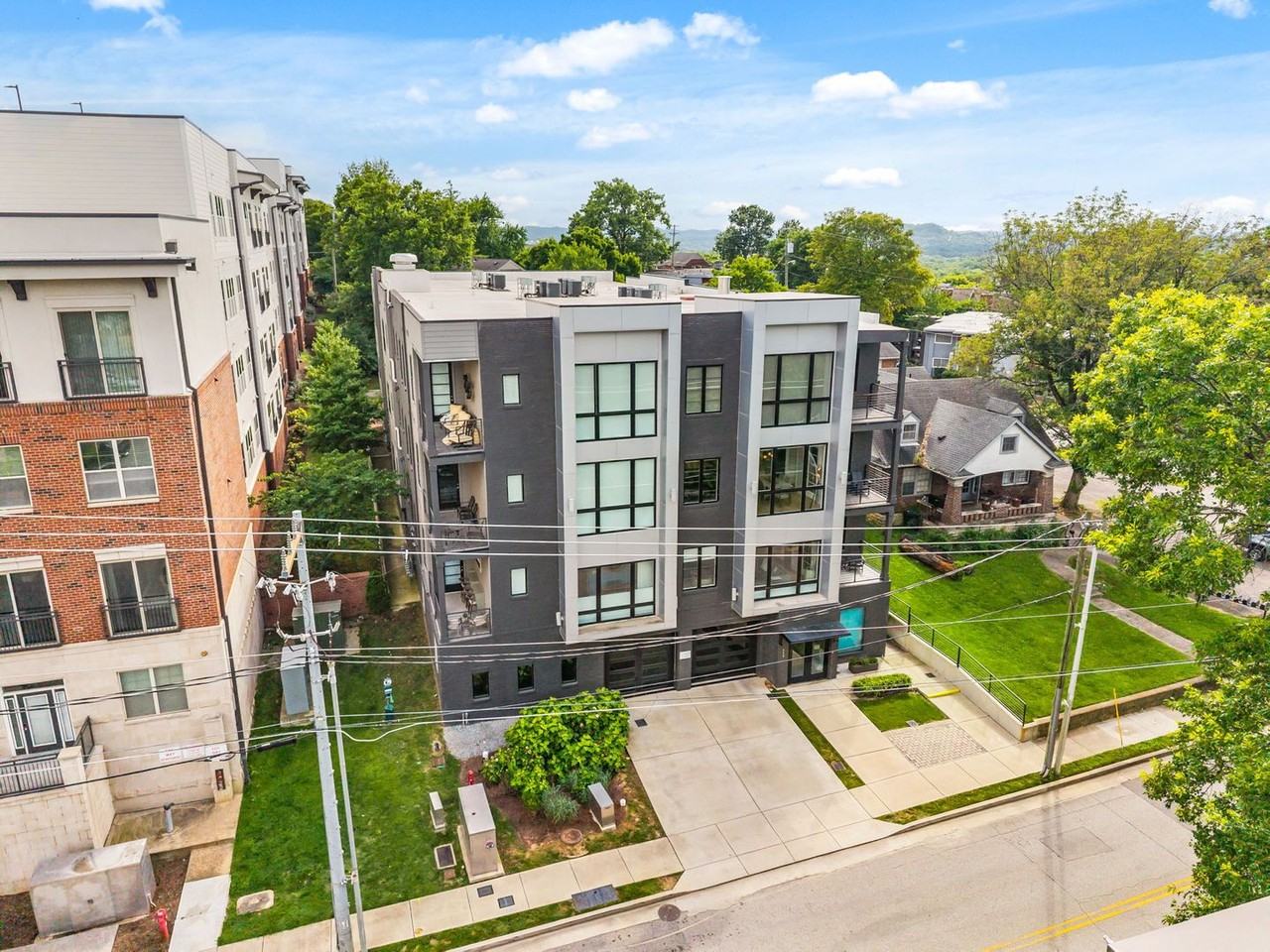 119 Acklen Park Dr - Photo 3 of 41