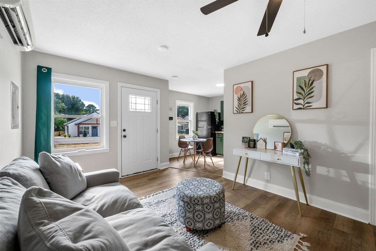 515 9th St - Photo 2 of 20