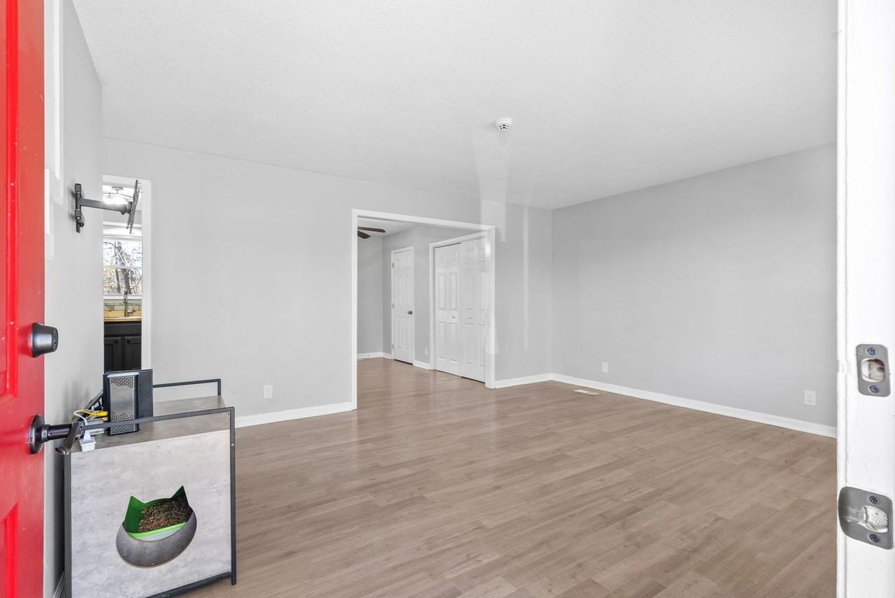 1804 Palamino Dr - Photo 6 of 35