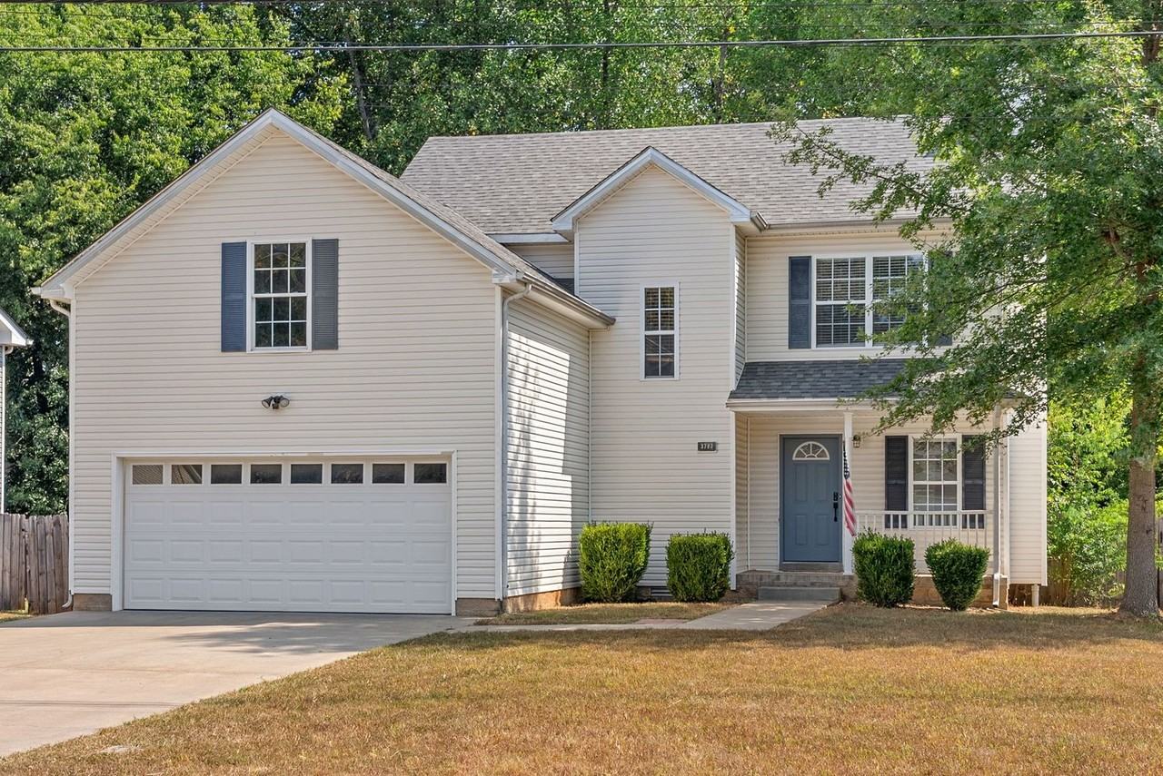 3793 Mcallister Dr - Photo 3 of 34