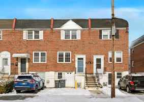 featured image of 355 Mary St