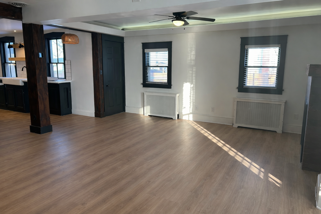 22 S State St - Photo 4 of 26