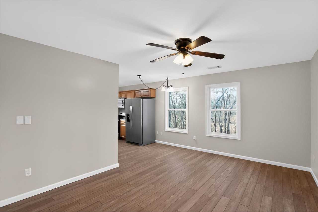 143 Vernon Lewis Trl - Photo 7 of 31