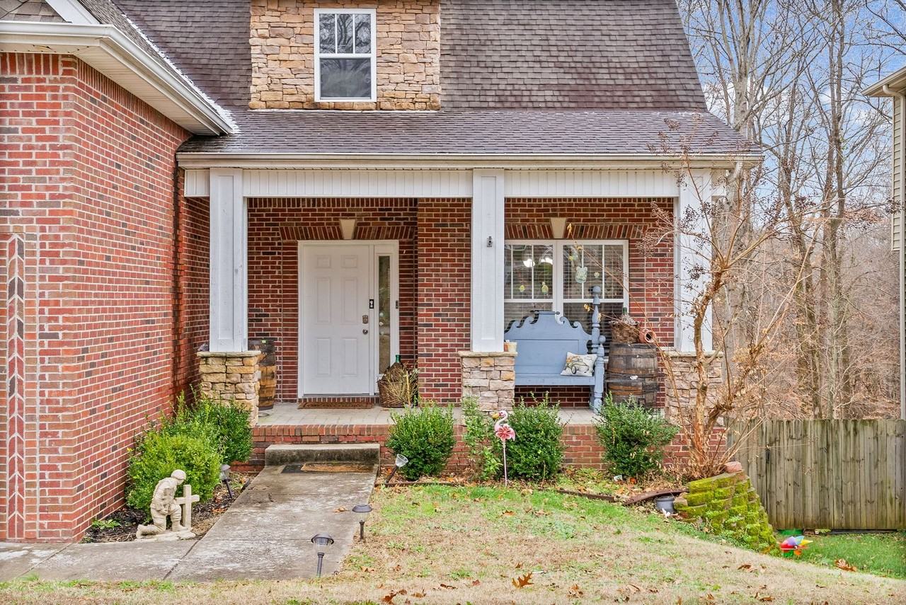 632 Hidden Valley Dr - Photo 4 of 34