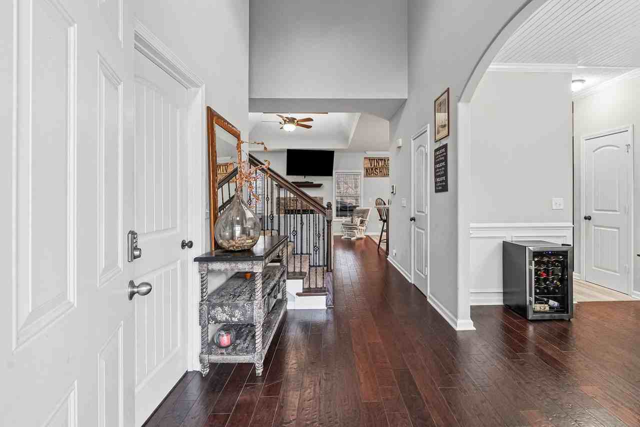 632 Hidden Valley Dr - Photo 5 of 34