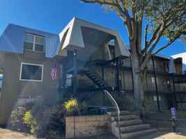 featured image of 207 Riverbend Dr #207