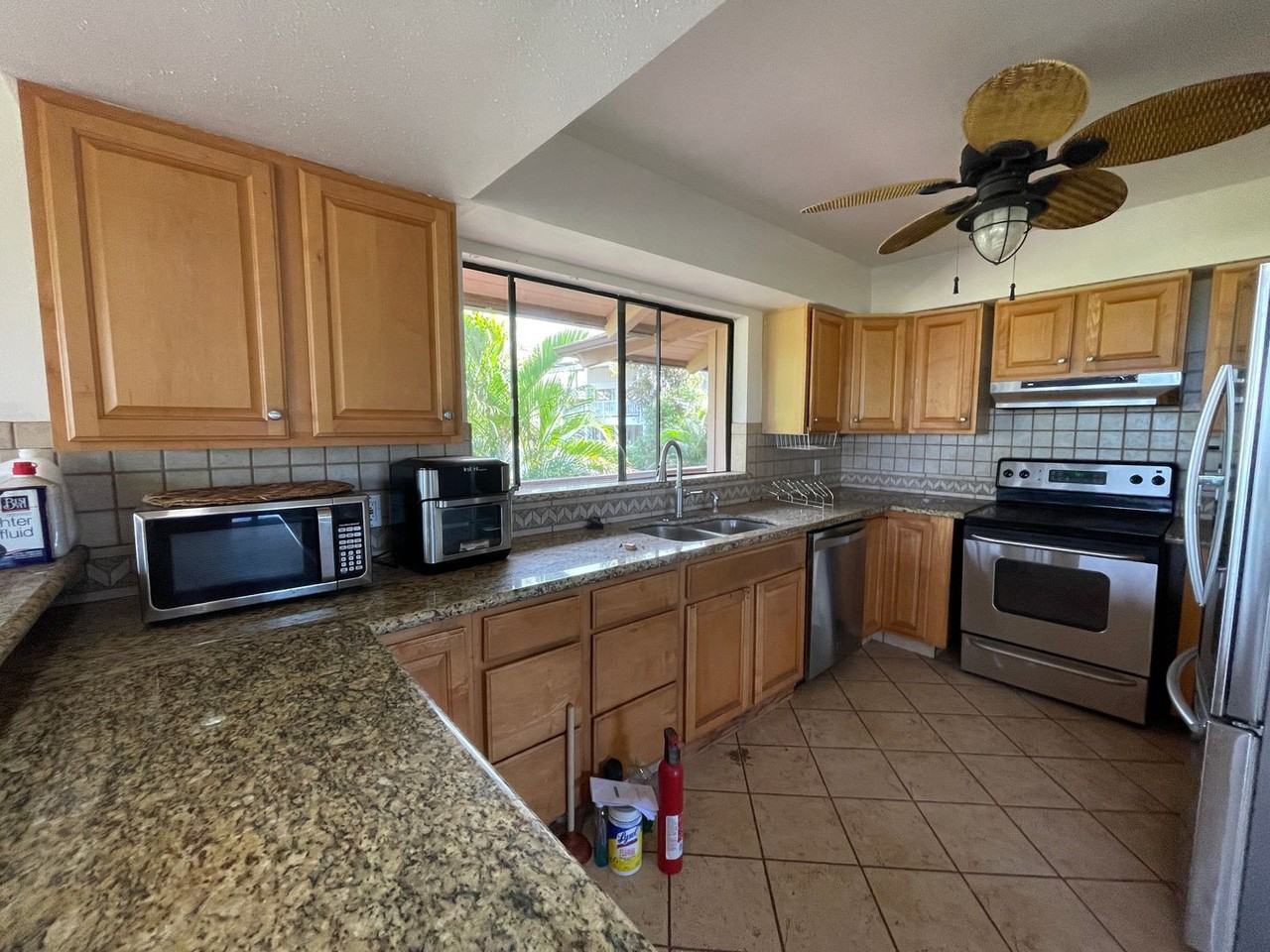 27 Haliu St - Photo 5 of 24