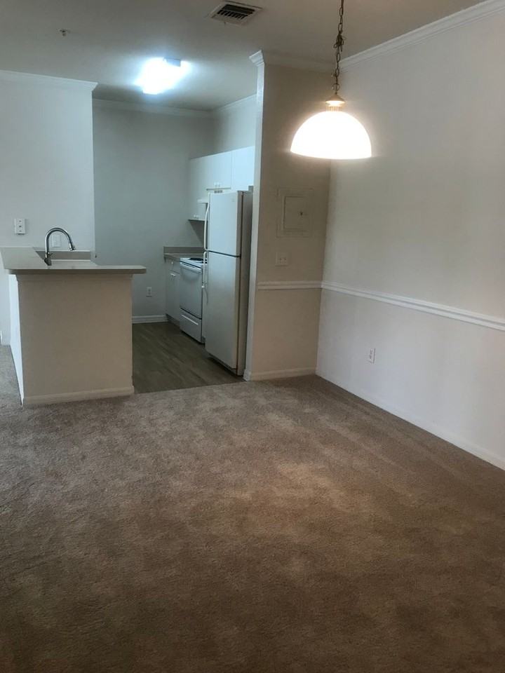 3757 Conroy Rd - Photo 2 of 18