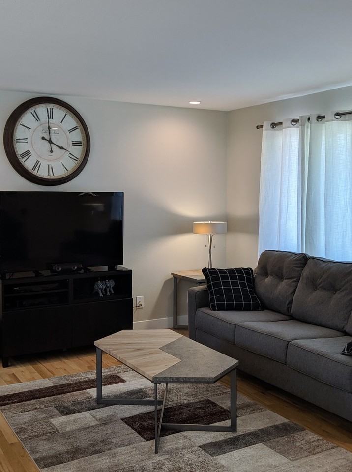 7523 Delaware Ln - Photo 6 of 13