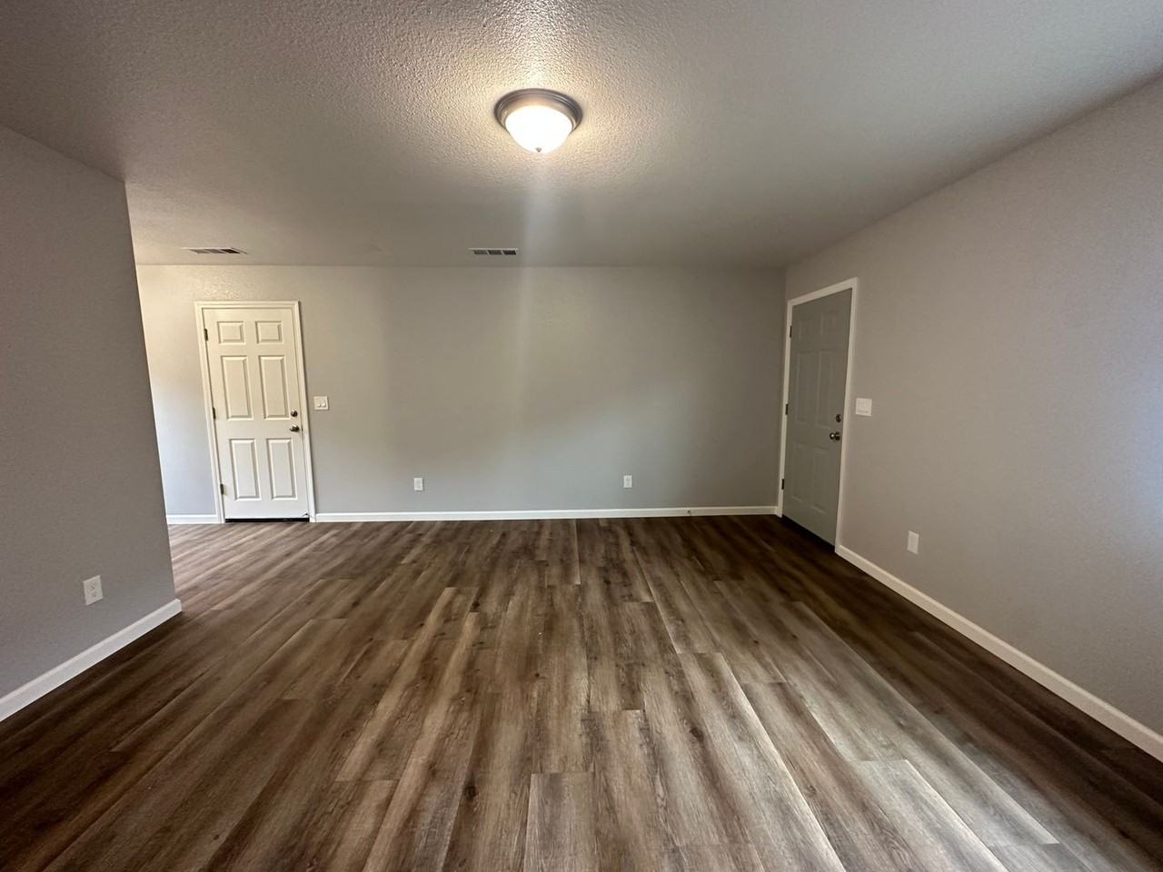 9523 Bancroft Way - Photo 2 of 20