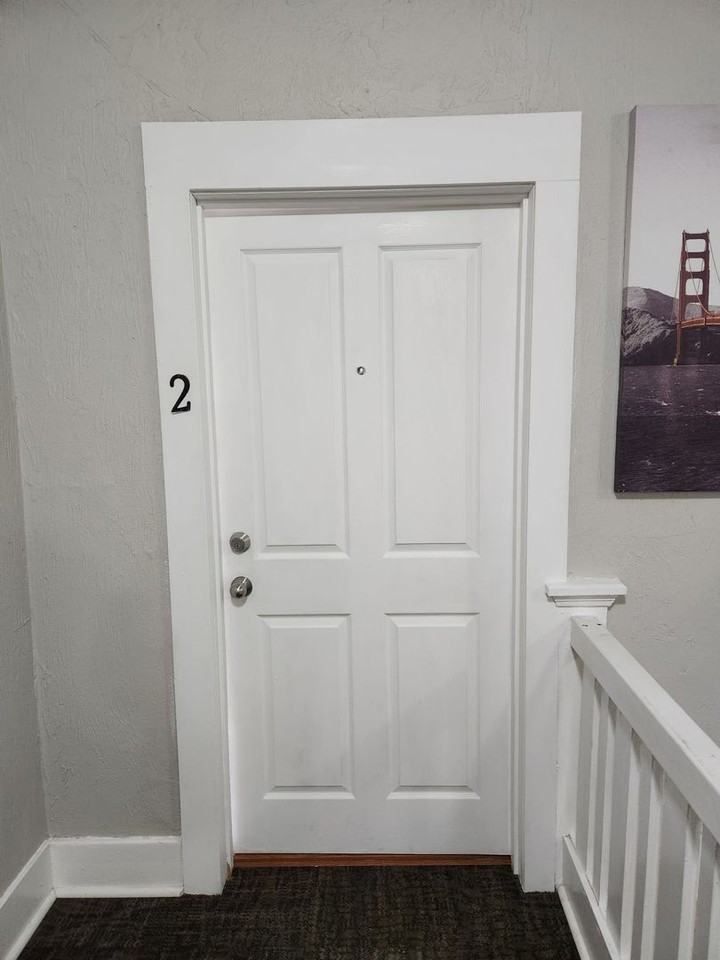 Tower 410 - Photo 4 of 22