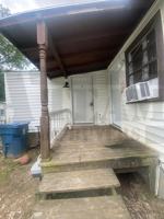 featured image of 427 W Scott St