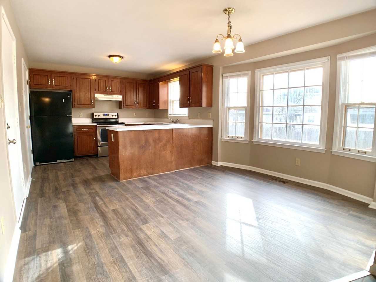 3310 Mallard Dr - Photo 7 of 30