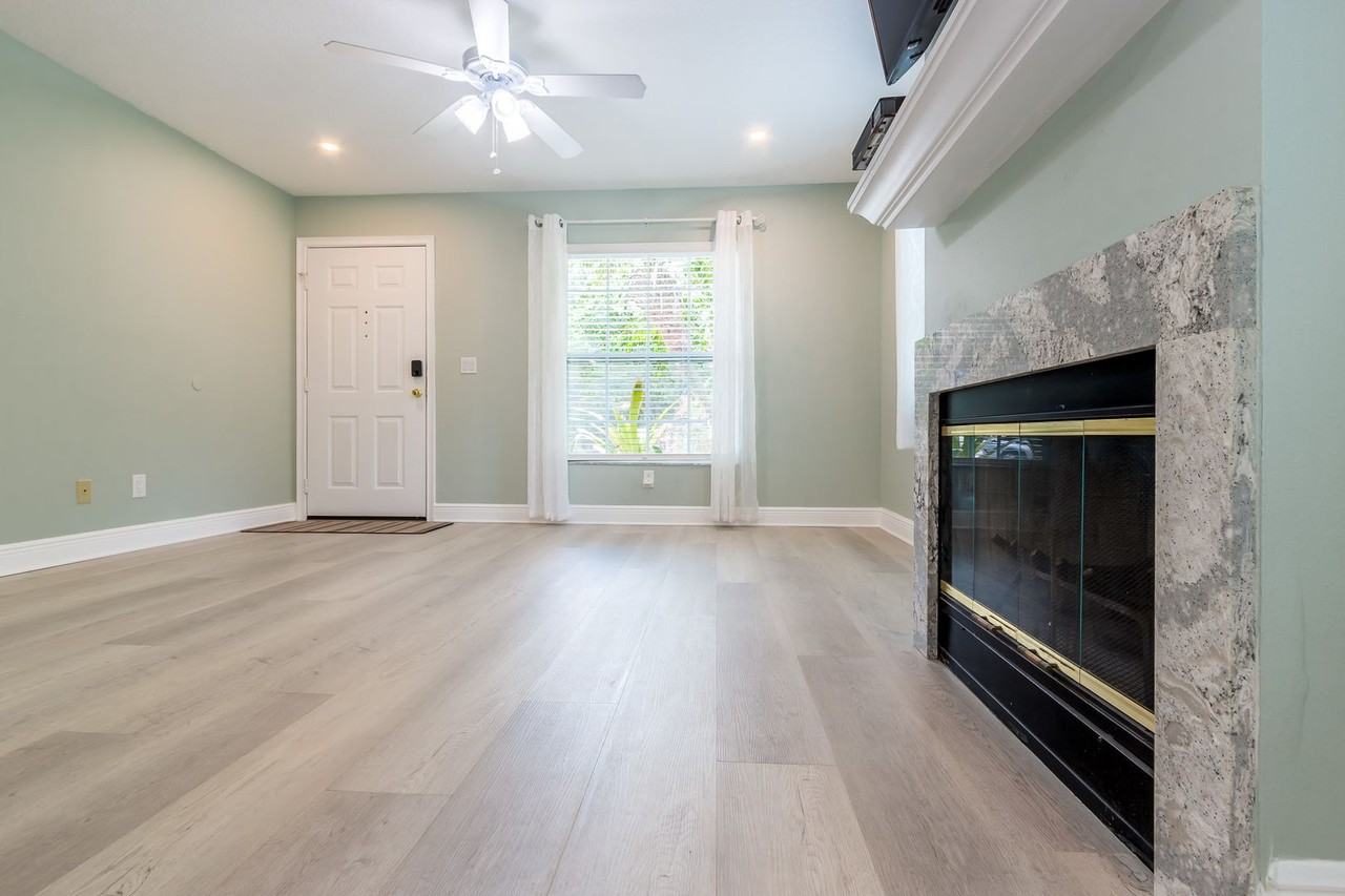 355 23rd Ave Sw - Photo 7 of 39