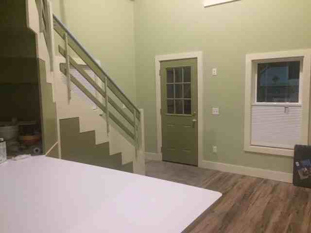 38 Jarvis St - Photo 5 of 14