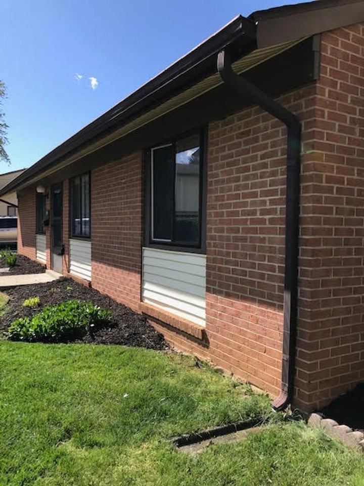 8415 Benecia Ct - Photo 3 of 5