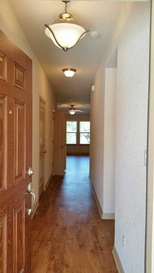 707 Algerita Dr - Photo 4 of 33