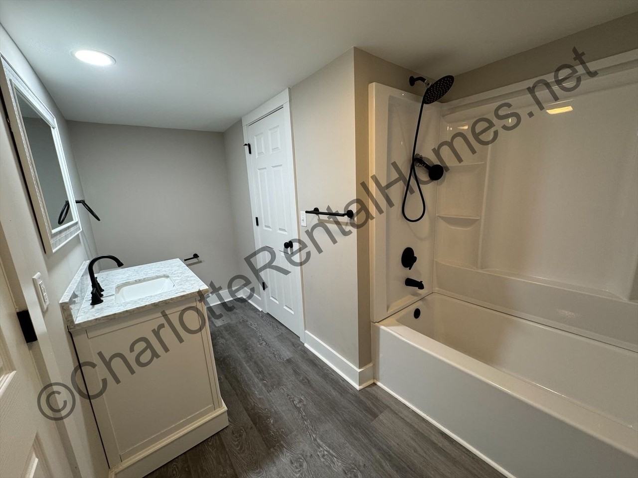 5402 Dellinger Cir - Photo 5 of 5