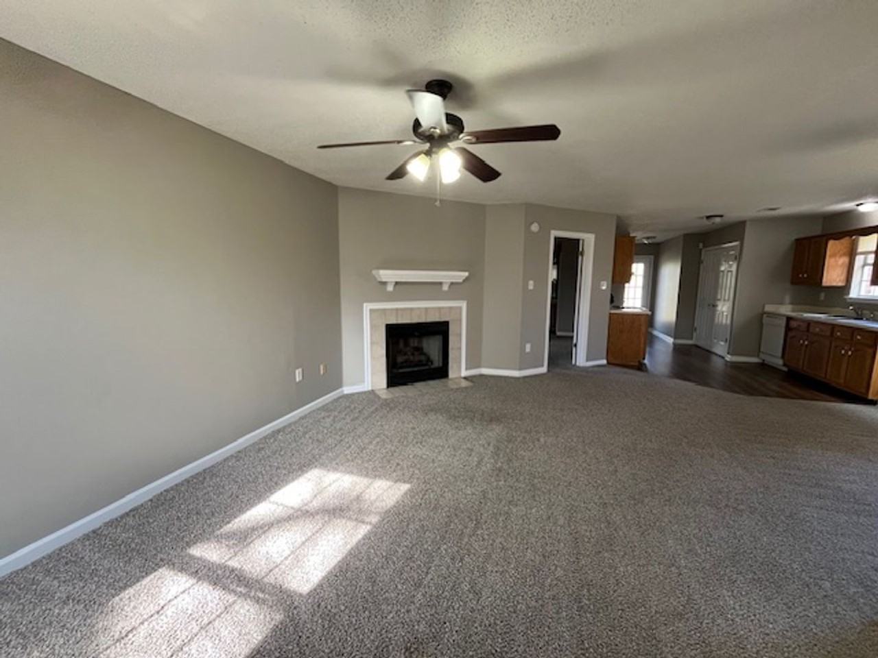 9912 Maury Cv - Photo 3 of 10