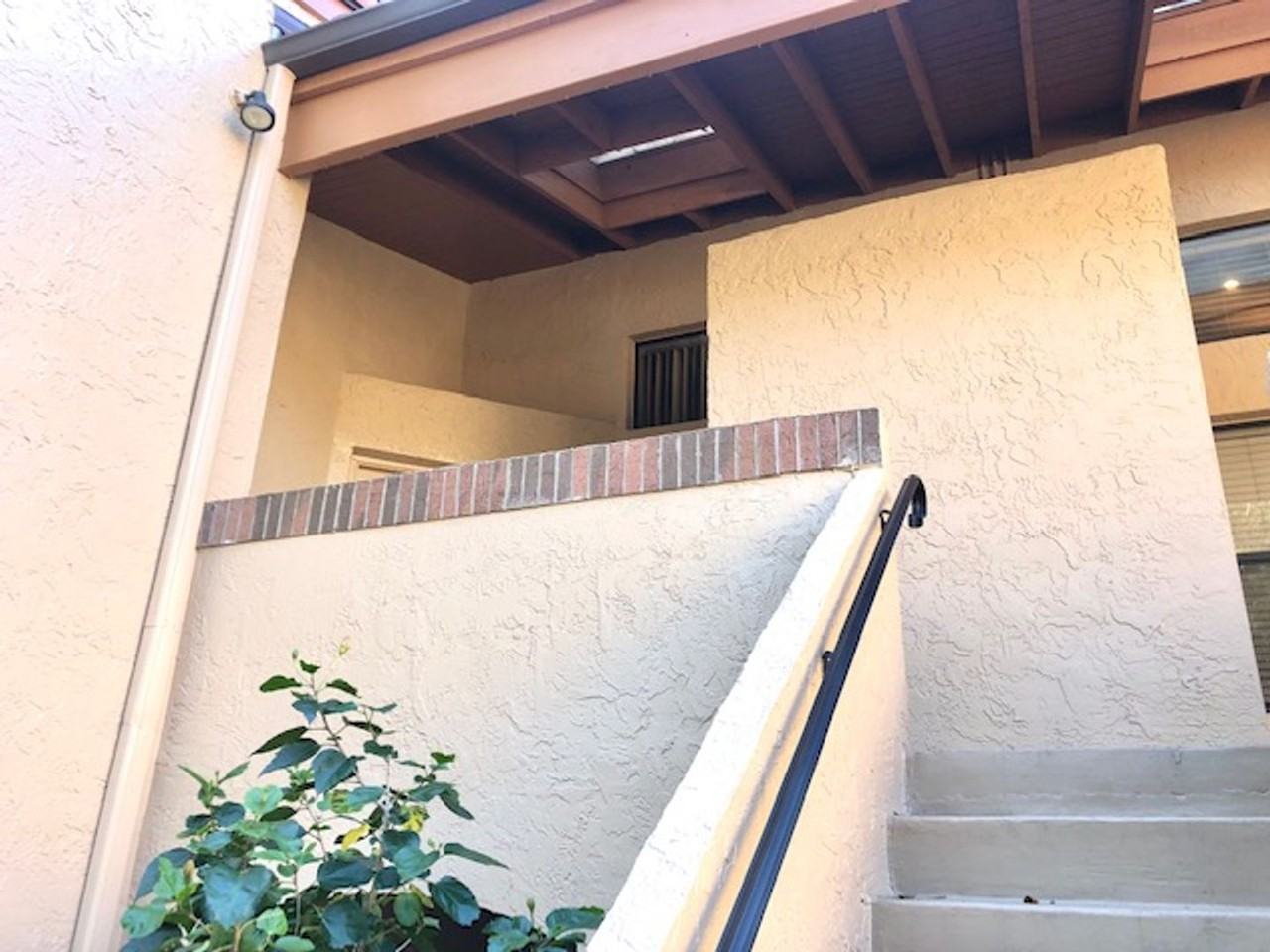 2867 Palermo Ct - Photo 4 of 43