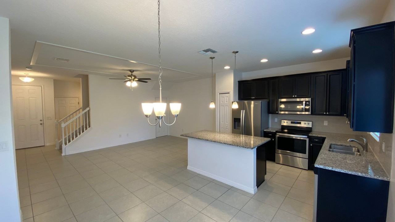 2271 Sedge Grass Way - Photo 5 of 16